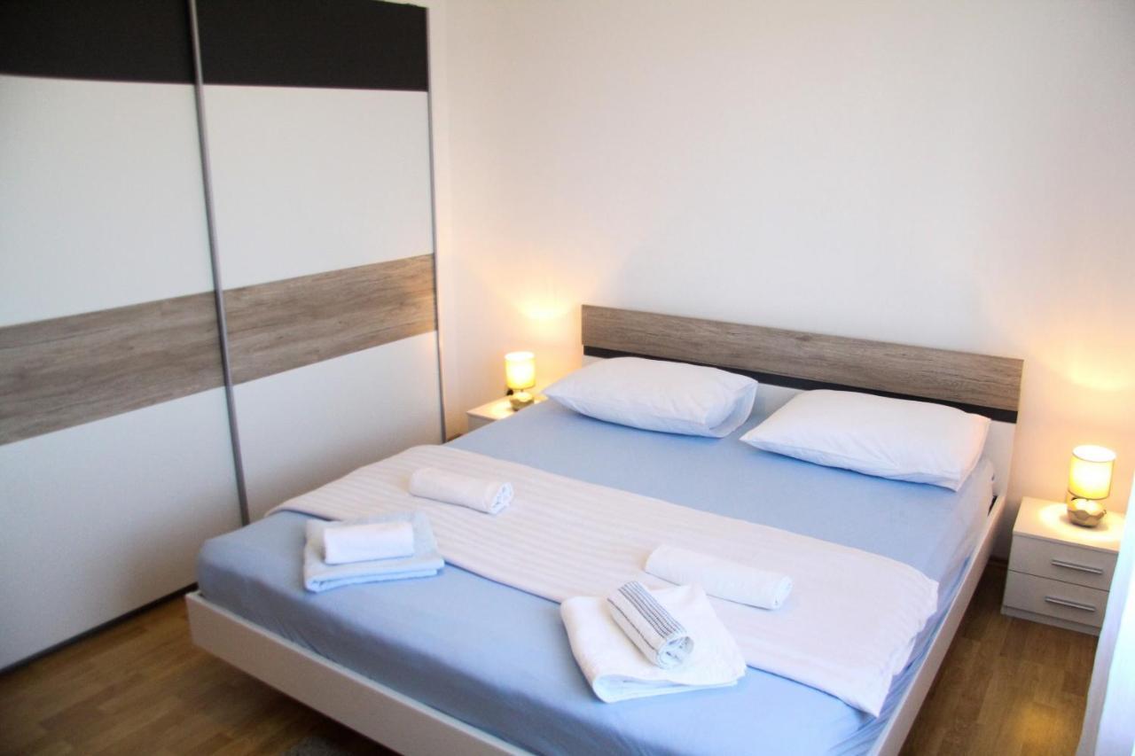 Apartment Marina *